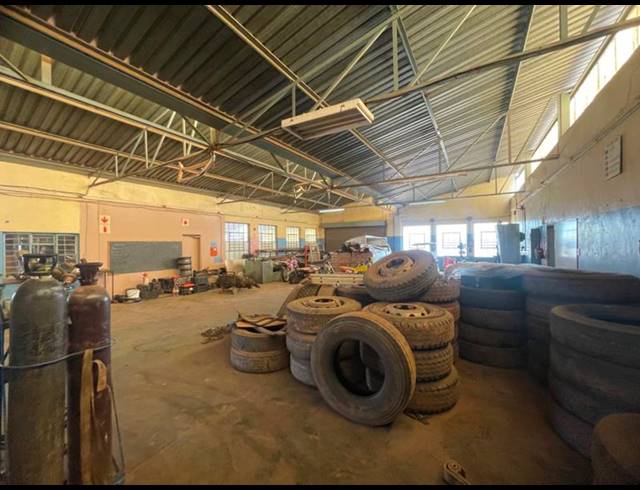 INDUSTRIAL FOR SALE IN MOKOPANE CENTRAL